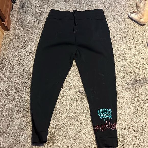 sweatpants - Picture 2 of 6
